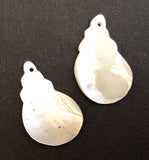 Vintage Charm Pendant Mother of Pearl Shell Carved Shell-2pc