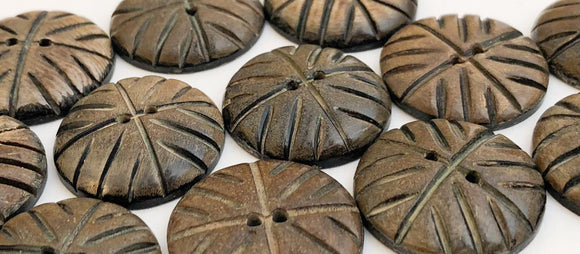 Carved Horn Buttons 3/4