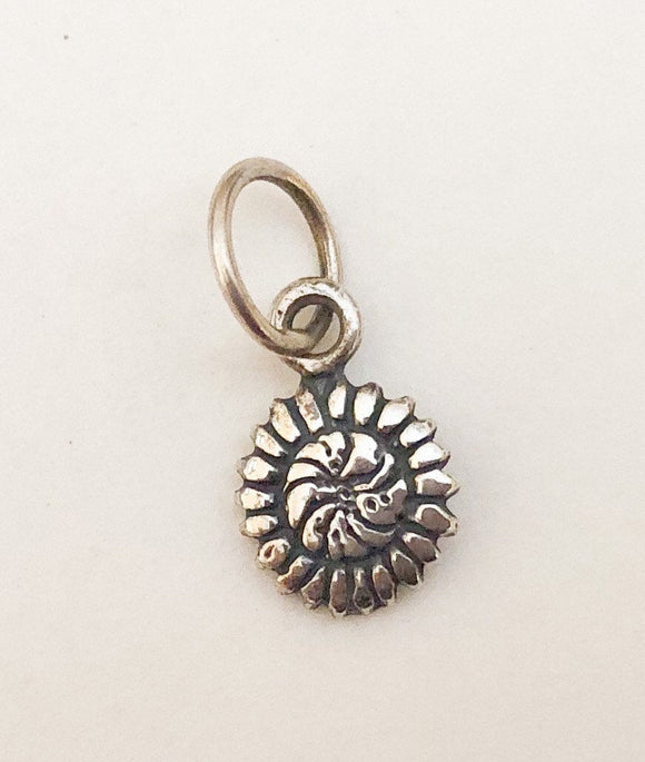 Small Sterling Silver Flower Charm Pendant-1 piece