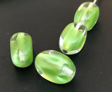 10 Glass Beads Green