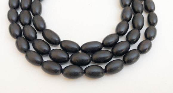 Black horn beads oval 16