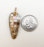 Inlaid shell pendant brownlip